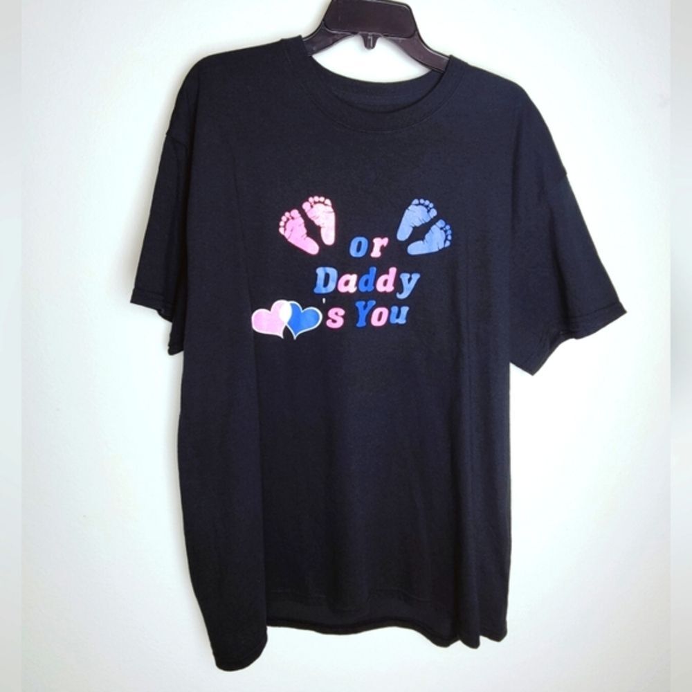 Men's Pink or Blue Daddy Loves You Gender Reveal Crewneck T-shirt, Size XL